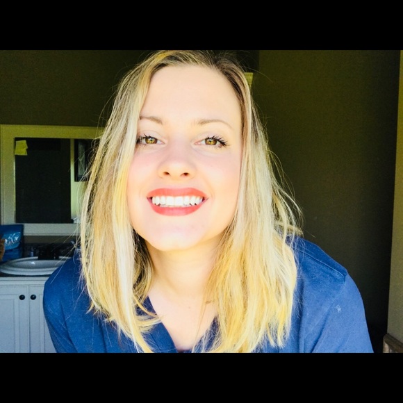 Meet your Posher, Bianca - Picture 1 of 1